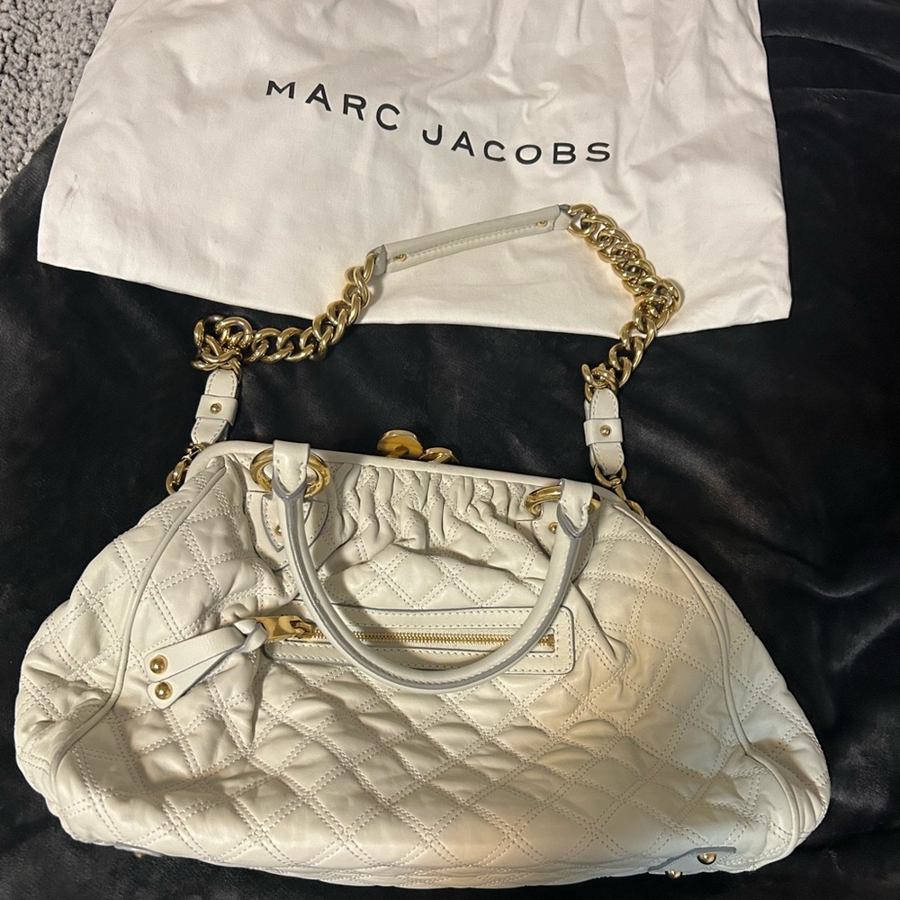 Marc Jacobs Quilted Stam Bag Like New!!